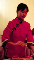 Chinese kleren - Foto Richard Effland